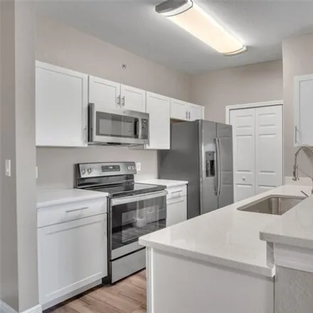 Image 8 - Cypress Fairway Apartments, Southlawn Avenue, Orlando, FL 32811, USA - Condo for rent