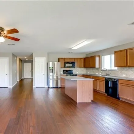 Image 3 - 5516 Nelson Oaks Drive, Austin, TX 78724, USA - House for rent