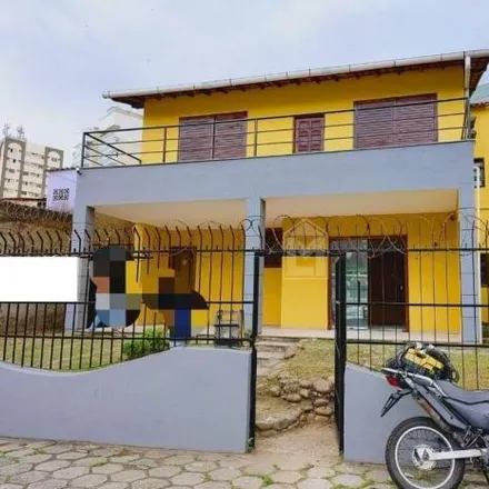 Rent this 4 bed house on Rua Constante Sodré 540 in Santa Lúcia, Vitória - ES