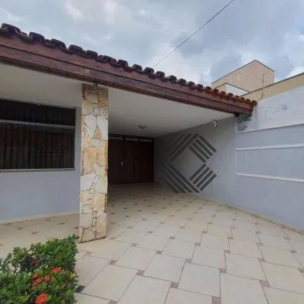 Buy this 4 bed house on Escola Estadual Professor Aggêo Pereira do Amaral in Rua Nilo Peçanha, Jardim Cruzeiro do Sul