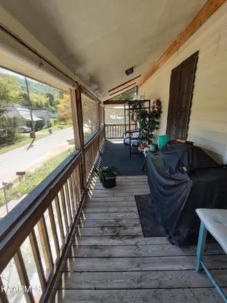 Image 7 - 410 Scott Street, Tellico Plains, Monroe County, TN 37385, USA - House for sale