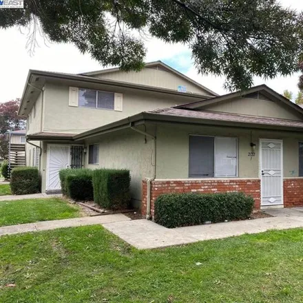 Buy this 2 bed house on 2156 Peppertree Way in Antioch, CA 94509