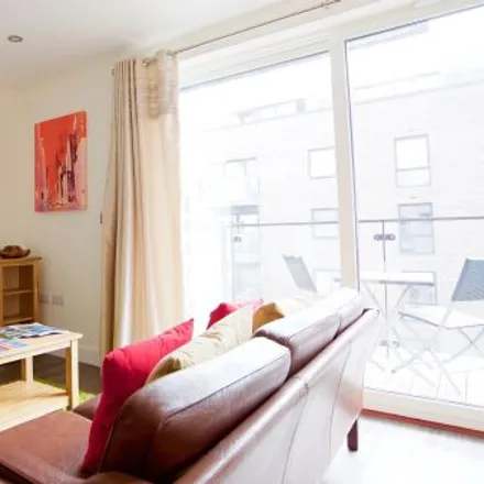 Rent this studio apartment on Warren Close Flats in Warren Close, Cambridge