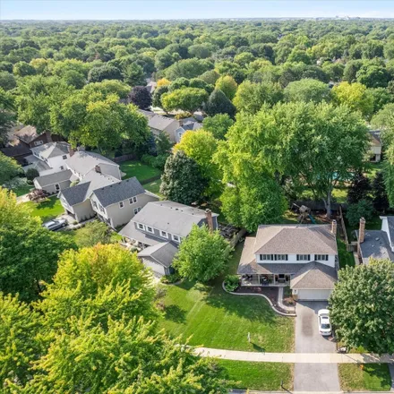 Image 3 - 921 Creekside Circle, Naperville, IL 60563, USA - House for sale