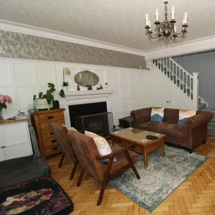 Image 2 - Mind House, Bromley Common, Chatterton Village, London, BR2 9RW, United Kingdom - Duplex for sale