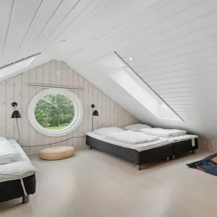 Rent this 5 bed house on Tisvildeleje in 3220 Tisvildeleje, Denmark