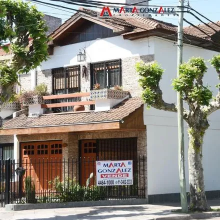 Buy this 3 bed house on Ingeniero Emilio Mitre 275 in Partido de Morón, B1704 ETD Villa Sarmiento