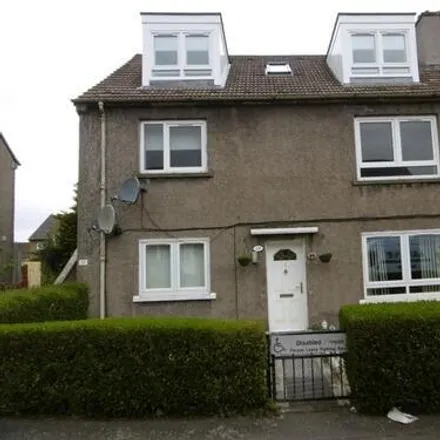 Rent this 5 bed townhouse on 23 Gilmerton Dykes Terrace in City of Edinburgh, EH17 8LT
