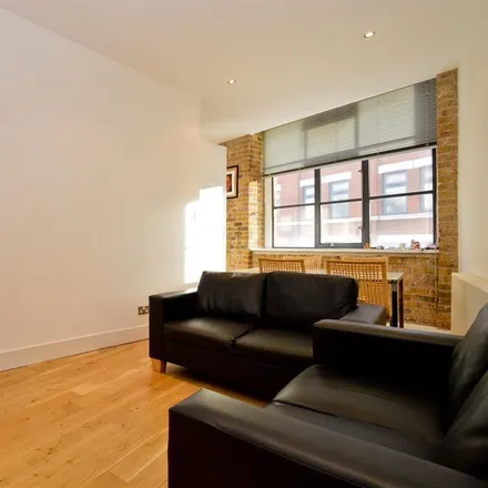 Image 2 - Saxon House, 56 Commercial Street, Spitalfields, London, E1 6RW, United Kingdom - Apartment for rent