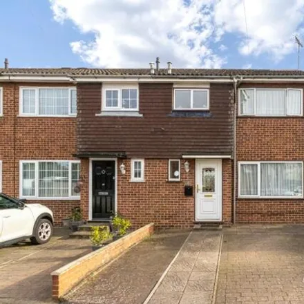 Buy this 3 bed house on Farm Close in Churchgate, EN8 8PD
