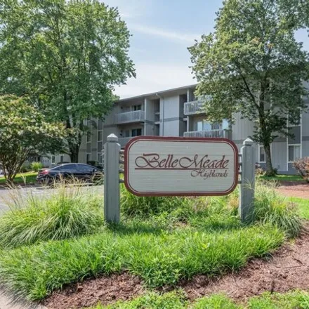 Rent this 3 bed condo on unnamed road in Nashville-Davidson, TN 37205