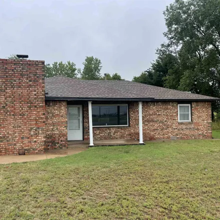 Buy this 3 bed house on 401 South Leach Avenue in Watonga, OK 73772