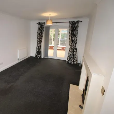 Image 3 - Kingsmead, Stretton, DE13 0FQ, United Kingdom - House for rent