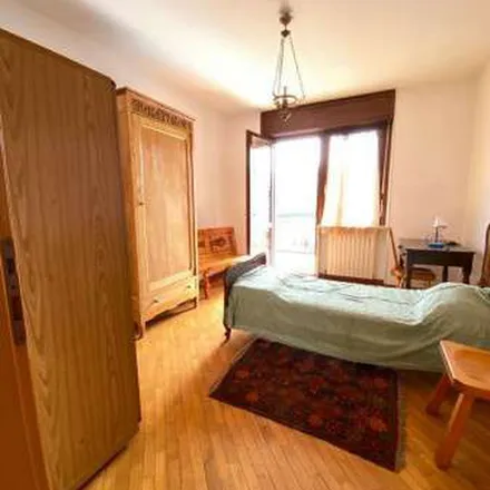 Image 2 - Via Poirino 12, 10134 Turin TO, Italy - Apartment for rent