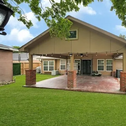 Rent this 5 bed house on 10851 Fallbrook Drive in Harris County, TX 77086