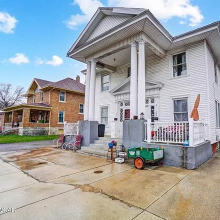 Buy this 7 bed house on 335 West Main Street in Van Wert, OH 45891