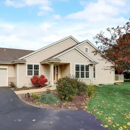 Image 1 - 3501 River's Crossing Road, Waukesha, WI 53189, USA - Condo for sale