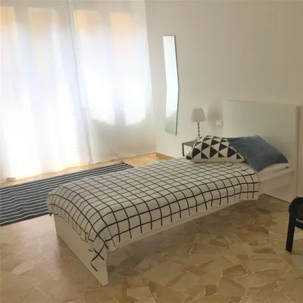 Image 3 - Via Quintino Sella, 44, 50136 Florence FI, Italy - Room for rent