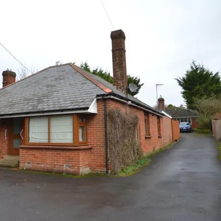 Rent this 4 bed house on Esso in 94 Charlton Road, Andover