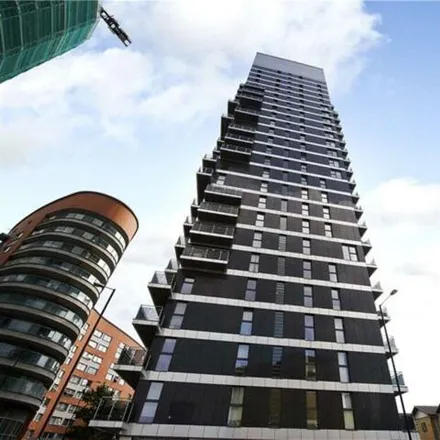 Image 7 - Streamlight Tower, 9 Blackwall Way, London, E14 9DW, United Kingdom - Room for rent