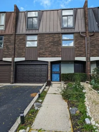 Rent this 4 bed house on 606 East 33rd Place in Chicago, IL 60616