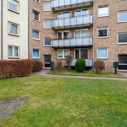 Rent this 6 bed apartment on Eiffestraße 48 in 20537 Hamburg, Germany