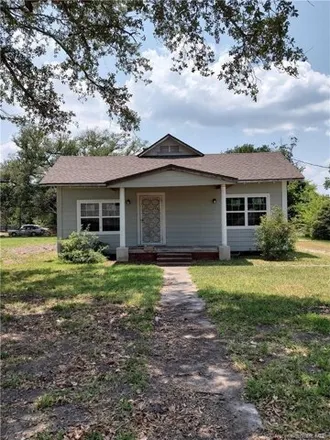 Buy this 3 bed house on 910 6th Ave in Lake Charles, Louisiana