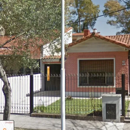 Buy this studio house on 1018 - Aviador Fredes in Partido de Tres de Febrero, 1685 Ciudad Jardín Lomas del Palomar