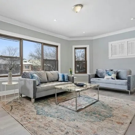 Image 3 - 10846 South Normal Avenue, Chicago, IL 60628, USA - House for sale