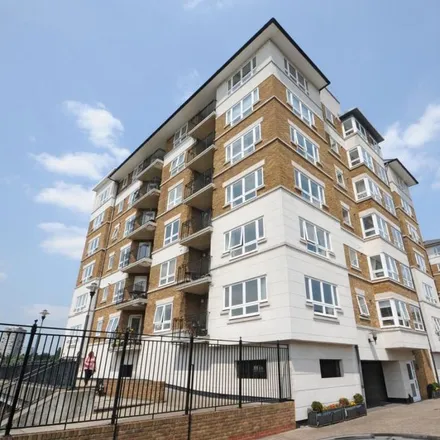 Rent this 2 bed apartment on Princes Riverside Road in London, SE16 5RH