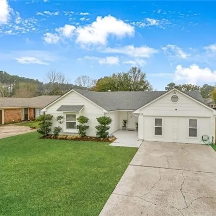 Buy this 5 bed house on 201 Portsmouth Drive in Huntwyck Village, St. Tammany Parish