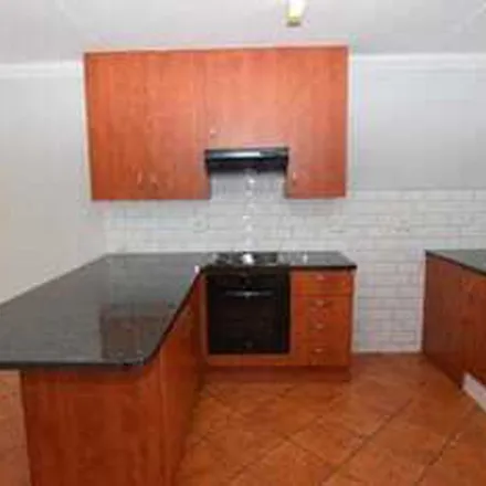 Image 6 - unnamed road, Paulshof, Sandton, 2062, South Africa - Apartment for rent