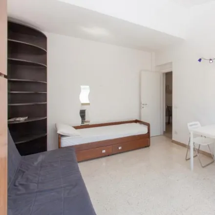 Image 2 - Pincherle/Pisati, Via Salvatore Pincherle, 00146 Rome RM, Italy - Room for rent