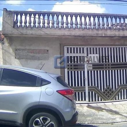 Buy this 3 bed house on Mercadinho Lucas in Rua Josephina Leonora Lotto Bueno, Montanhão