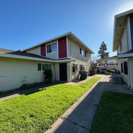 Buy this 2 bed condo on 7346 Franklin Boulevard in Sacramento, CA 95823