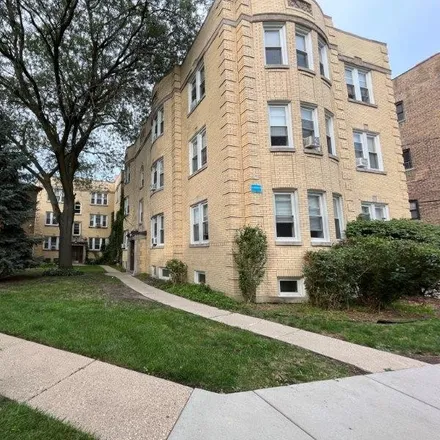Rent this 1 bed condo on 4452-4456 West Gunnison Street in Chicago, IL 60630