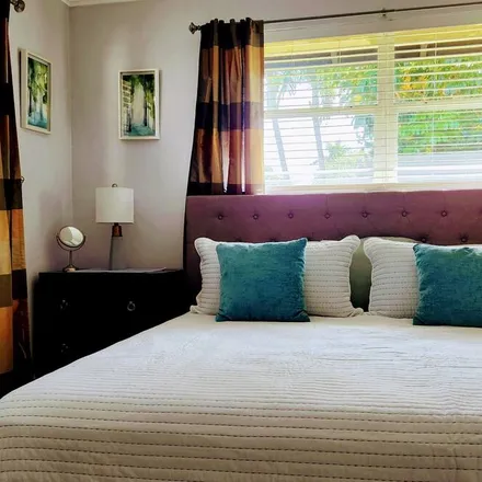 Rent this 2 bed house on Boynton Beach
