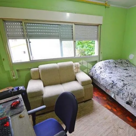 Buy this 3 bed apartment on Edifício I. R. Quadros in Rua Bento Gonçalves 98, Menino Jesus