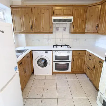 Rent this 3 bed townhouse on Spencer Way in Salfords, RH1 5DQ