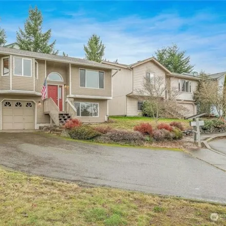 Buy this 3 bed house on 1295 Daniels Avenue in Bremerton, WA 98312