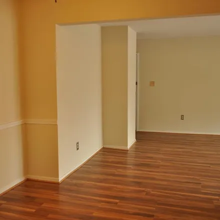 Image 3 - 8717 Hayshed Lane, Columbia, MD 21045, USA - Apartment for rent