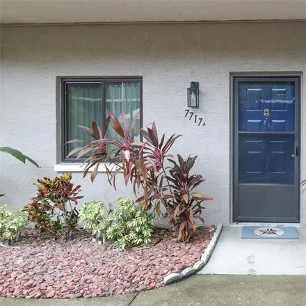 Buy this 2 bed condo on 7717 Cosme Drive in Hudson, FL 34667