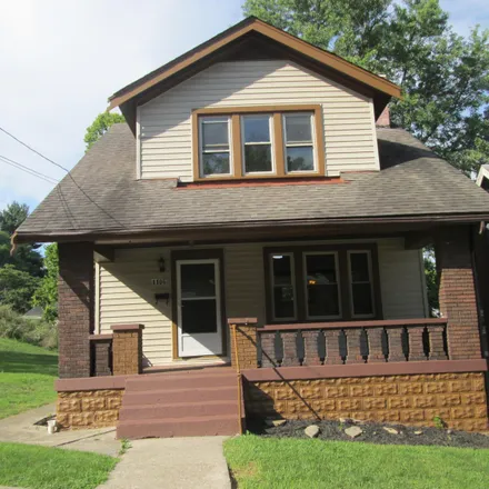 Buy this 2 bed house on 1106 McKinney Avenue in Dayton, Campbell County