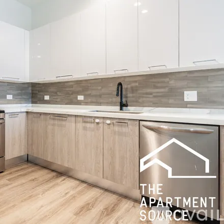 Image 1 - 2550 S Wabash Ave, Unit 403 - Apartment for rent