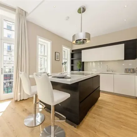 Image 3 - 53 Strand, London, WC2R 0HS, United Kingdom - Apartment for rent