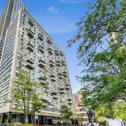 Buy this 3 bed condo on 1010 North Lake Shore Drive in Chicago, IL 60611