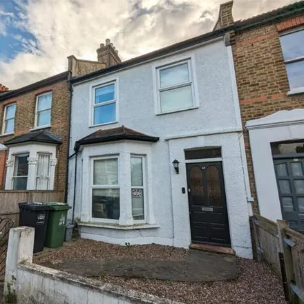 Buy this 3 bed townhouse on Killearn Road in London, SE6 1BS