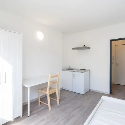 Rent this 1 bed apartment on Pussycats Tabledance in Flämische Straße 17, 24103 Kiel