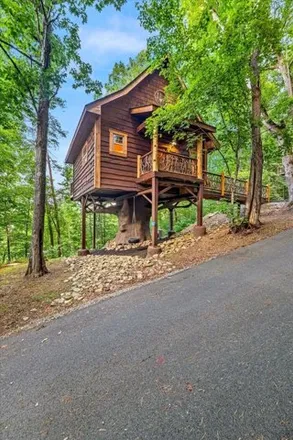 Buy this 1 bed house on 1924 Kinfolks Ridge Way in Shady Grove, Sevier County