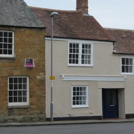 Rent this 1 bed townhouse on Half Moon Street in Sherborne, DT9 3EH